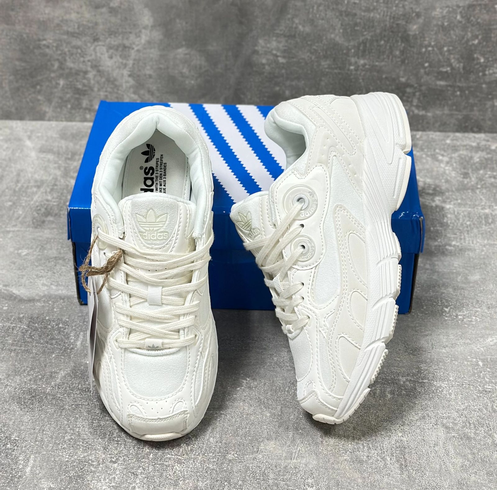 Женские кроссовки  FASHION SO-252-304 (8 пар в коробе, 36-41 размер)