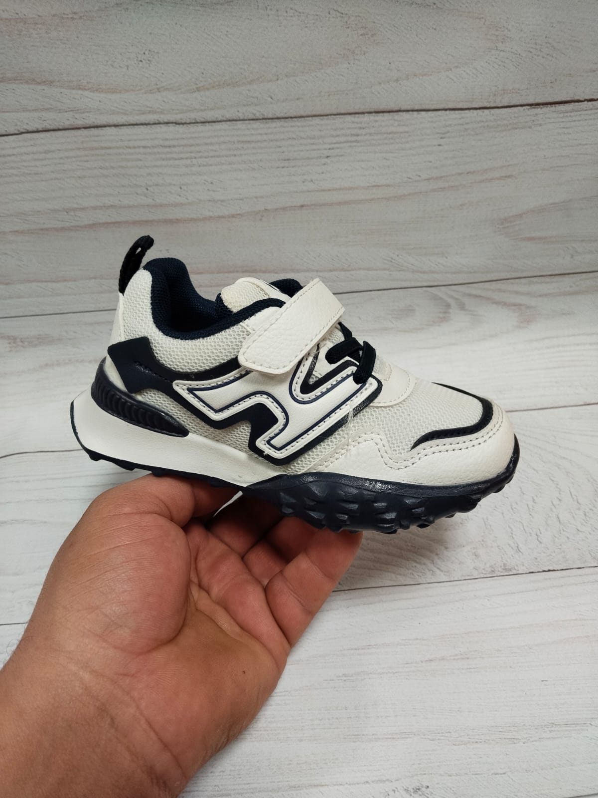 Детские кроссовки  FASHION SO-261-200 (8 пар в коробе, 26-31 размер)