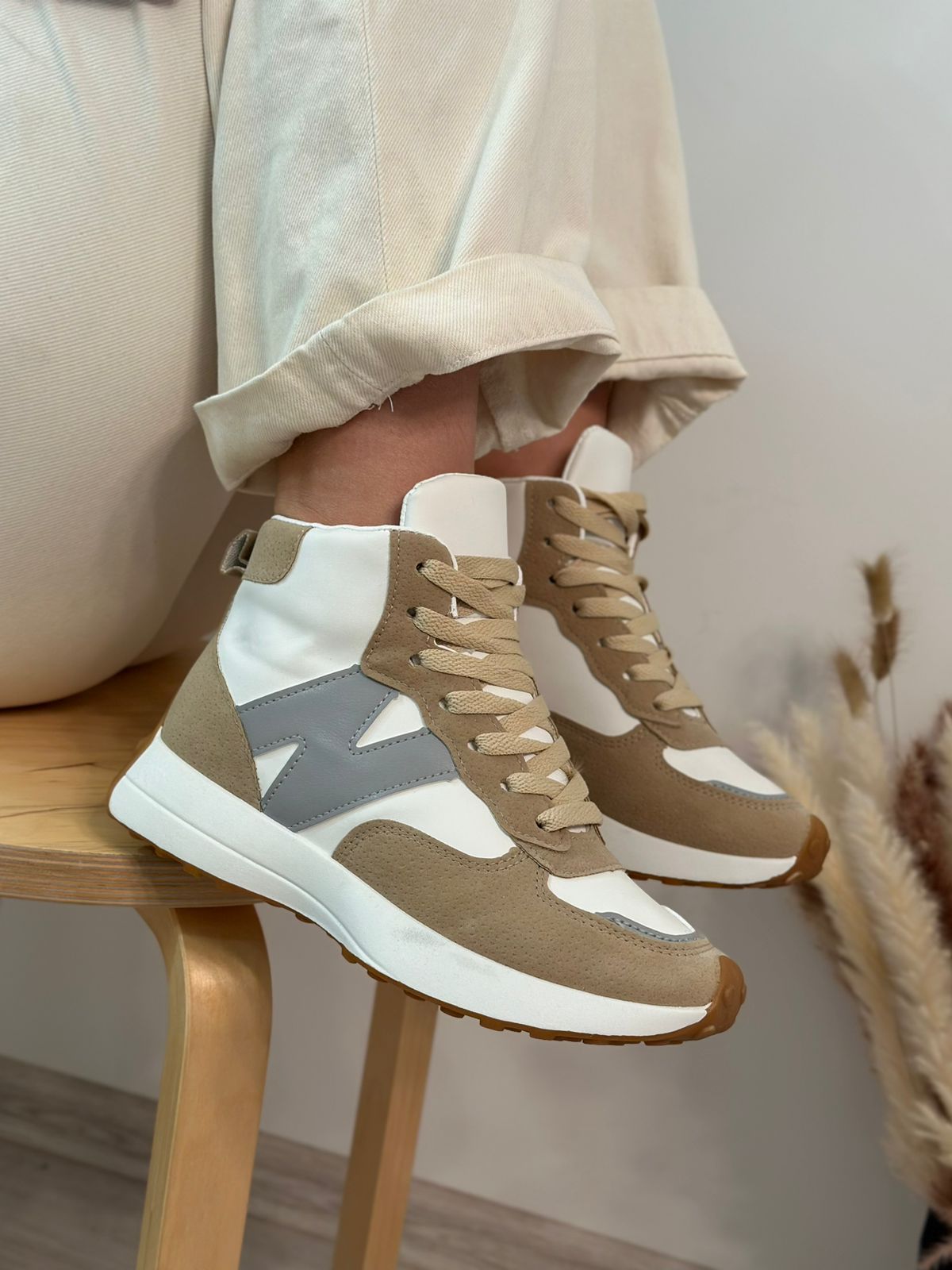 Женские весенние кроссовки AIR SO-221-160 (8 пар в коробе, размер 36-41)