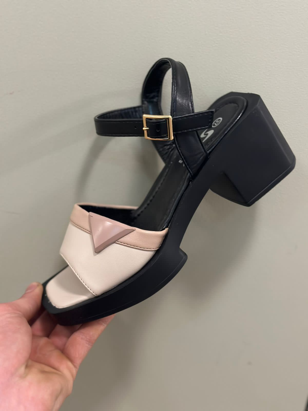 Женские летние босоножки FASHION SO-240-300 (8 пар в коробе, размер 36-41)