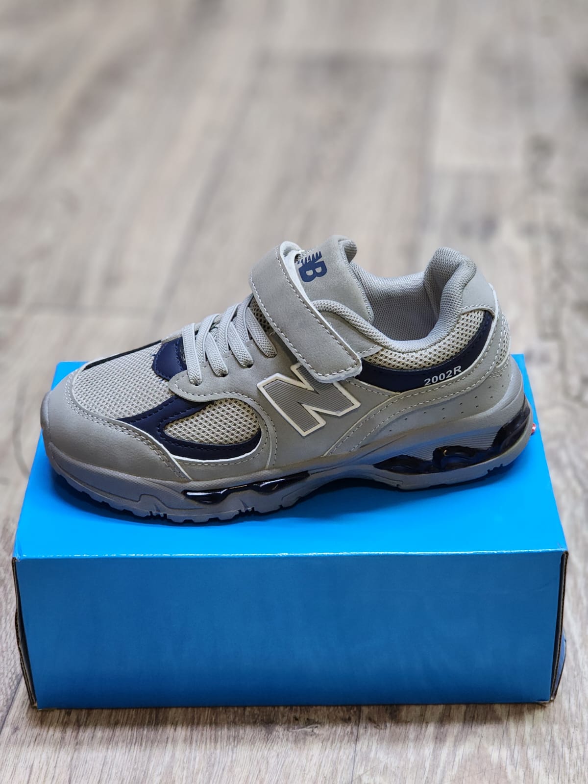 Детские кроссовки  FASHION SO-252-6 (8 пар в коробе, 32-37 размер)