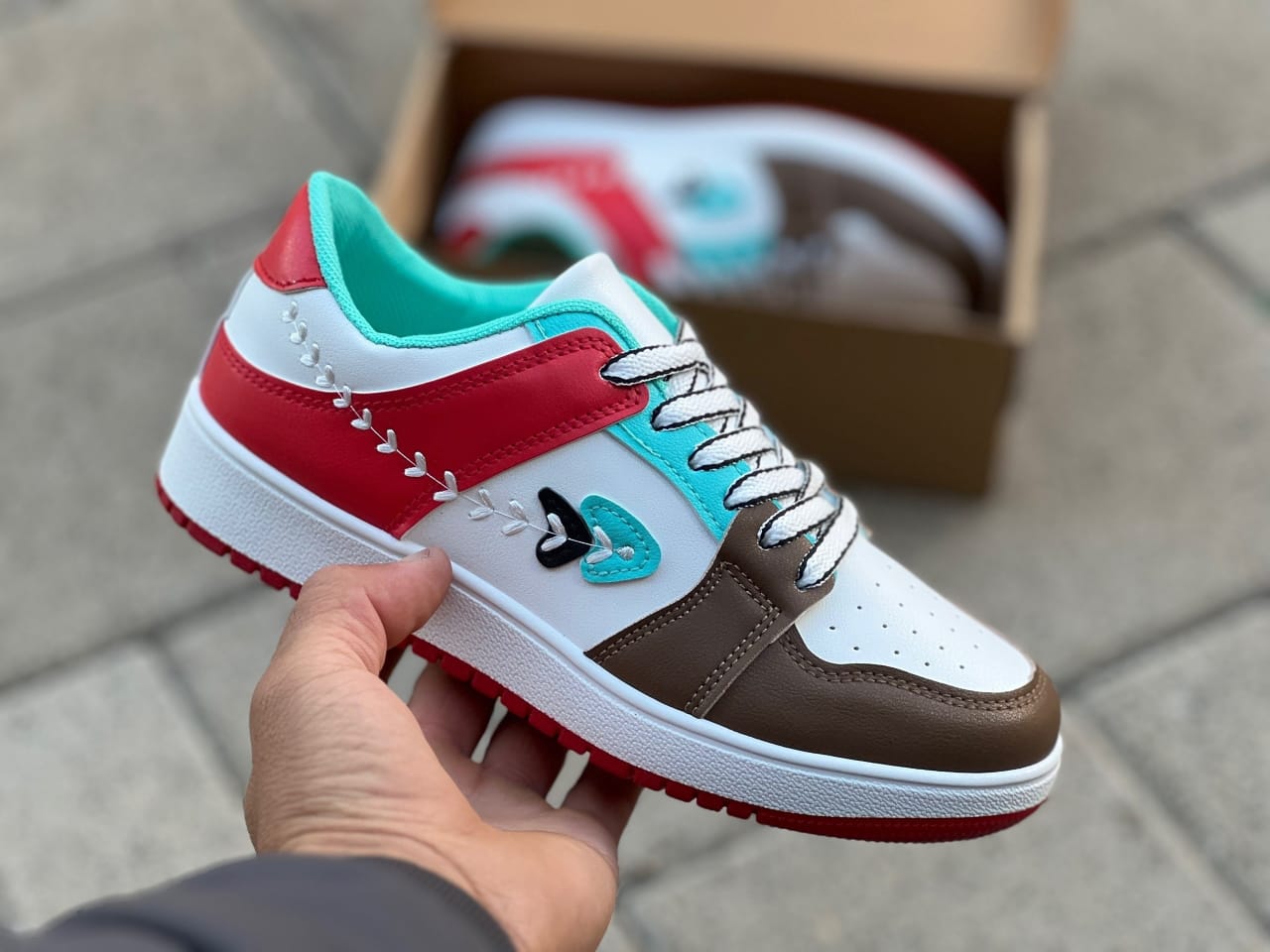 Женские весенние кроссовки FASHION SO-220-15 (8 пар в коробе, размер 36-41)