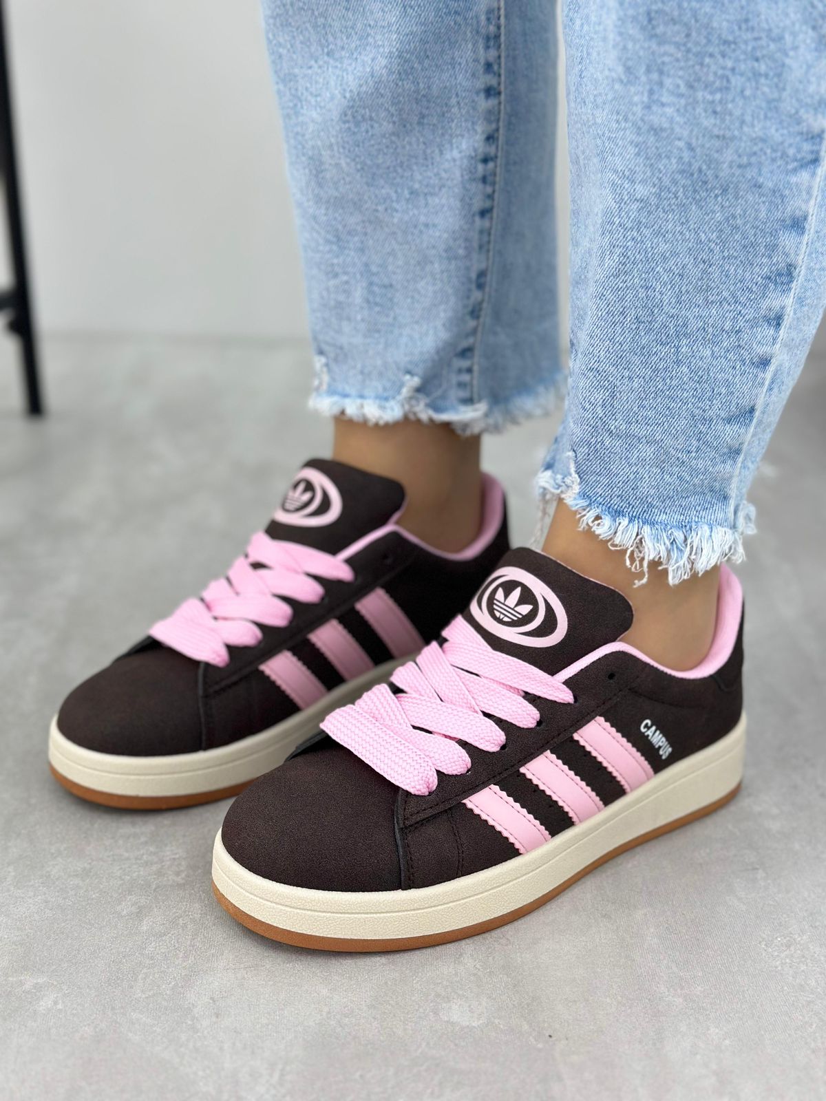 Женские весенние кроссовки FASHION SO-236-100 (8 пар в коробе, размер 36-41)