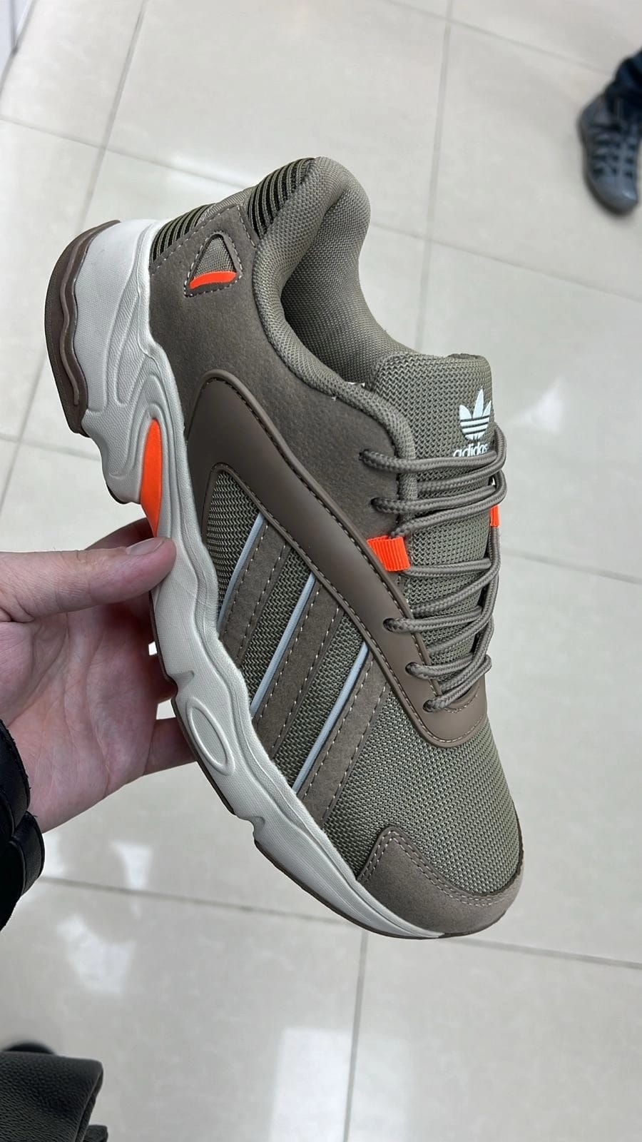 Мужские кроссовки  FASHION SO-252-368 (8 пар в коробе, 41-46 размер)