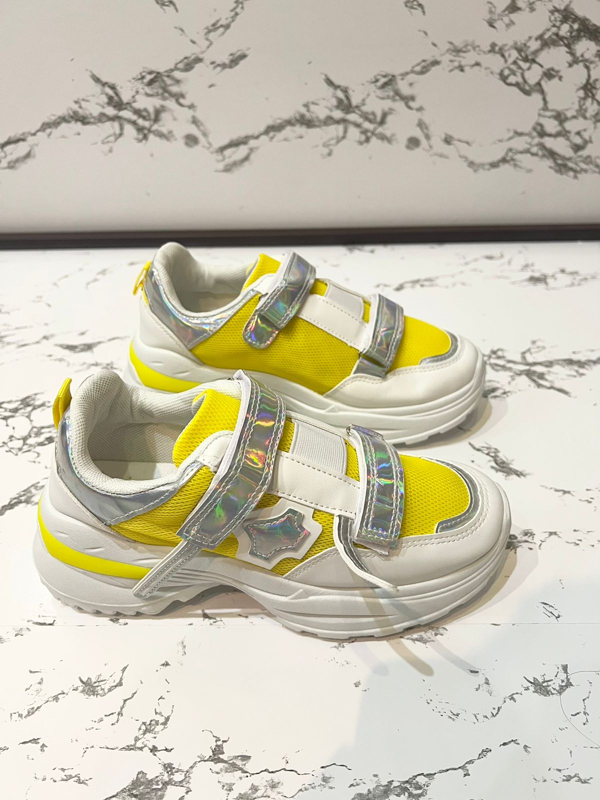 Женские весенние кроссовки FASHION SO-216-22 (8 пар в коробе, размер 36-41)