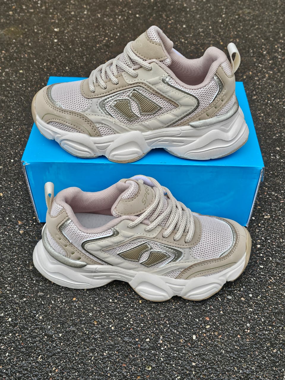 Детские кроссовки  FASHION SO-252-26 (8 пар в коробе, 32-37 размер)