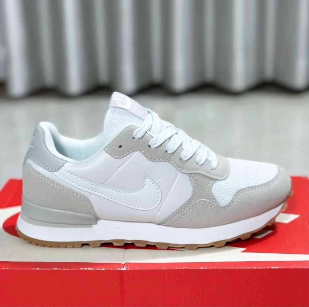 Женские весенние кроссовки AIR SO-220-107 (8 пар в коробе, размер 37-41)