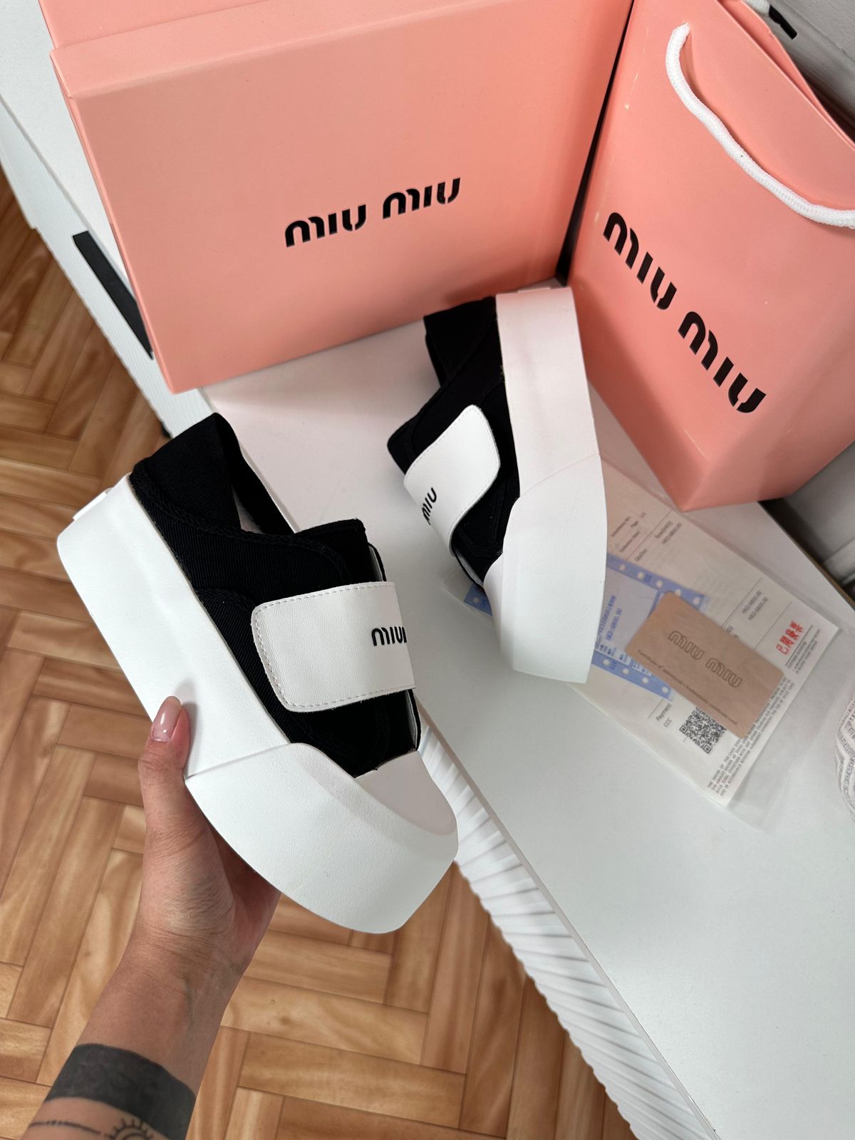 Женские кроссовки  FASHION SO-253-82 (6 пар в коробе, 36-41 размер)