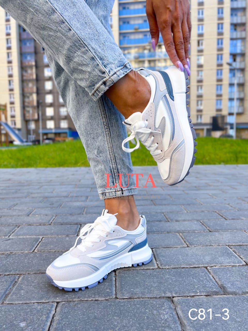 Женские кроссовки  FASHION SO-262-281 (8 пар в коробе, 36-41 размер)