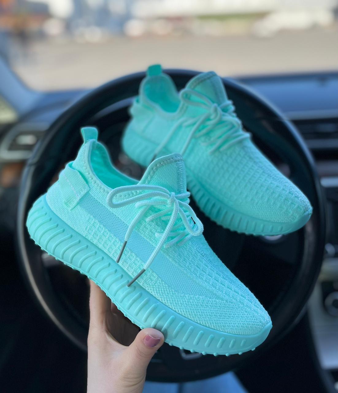 Женские весенние кроссовки FASHION SO-231-61 (10 пар в коробе, размер 36-41)