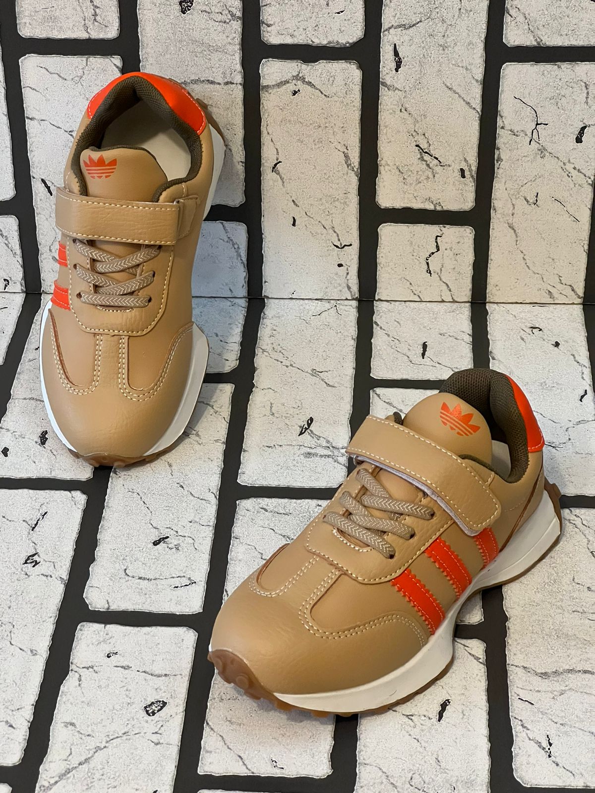 Детские кроссовки  FASHION SO-251-106 (8 пар в коробе, 32-37 размер)