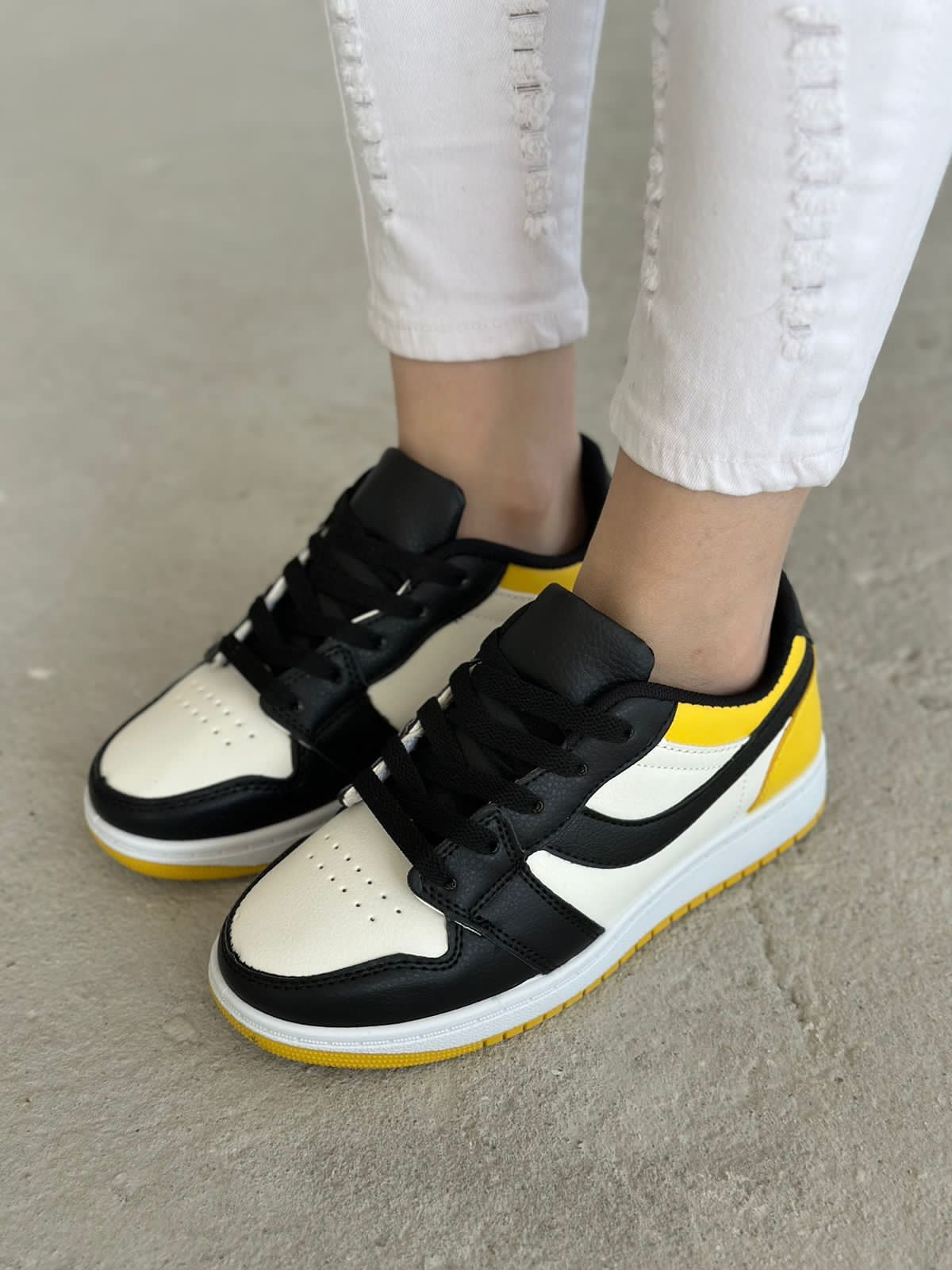 Женские кроссовки  AIR SO-251-355 (8 пар в коробе, 36-41 размер)