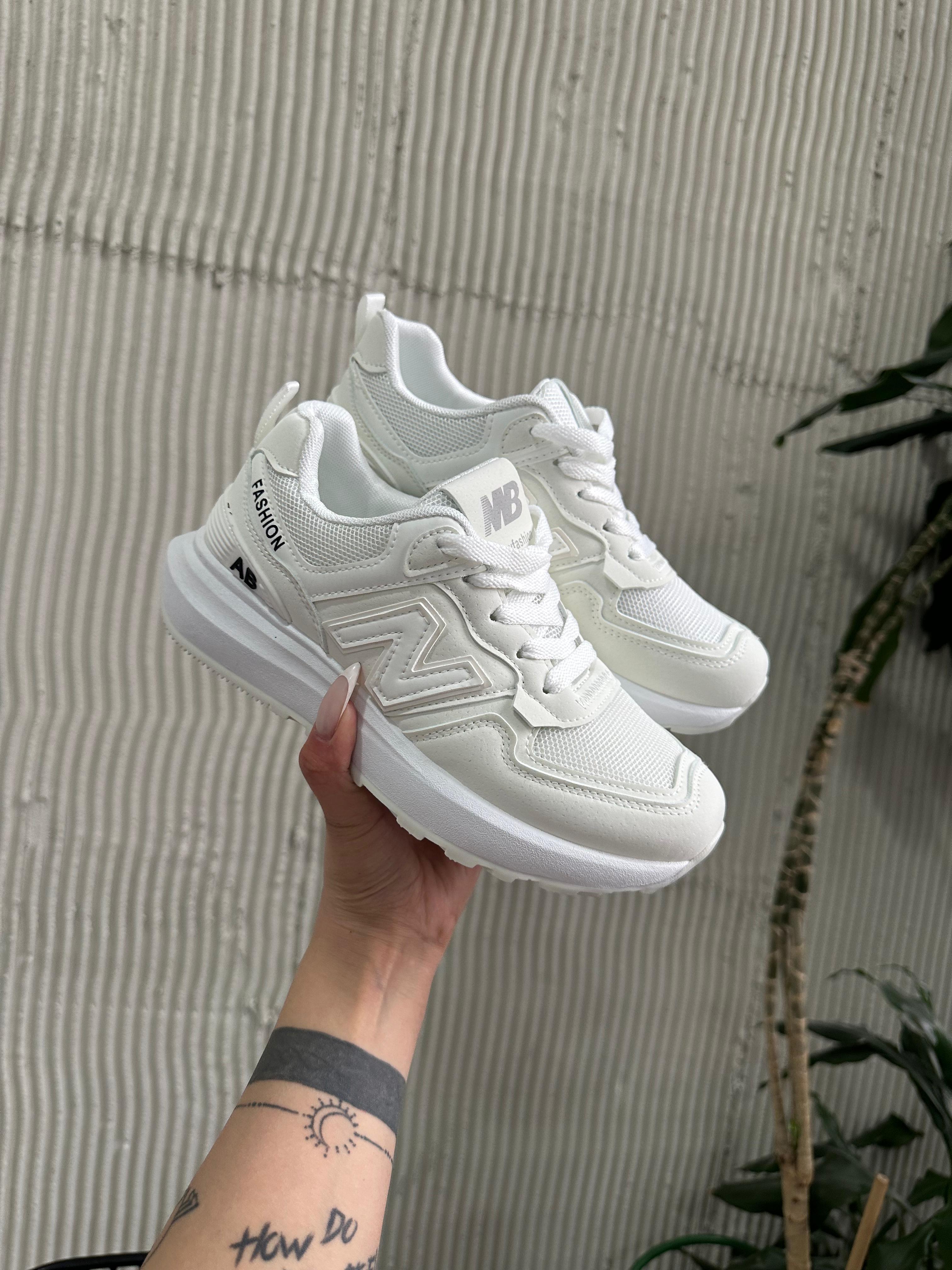 Женские кроссовки  FASHION SO-252-286 (8 пар в коробе, 36-41 размер)