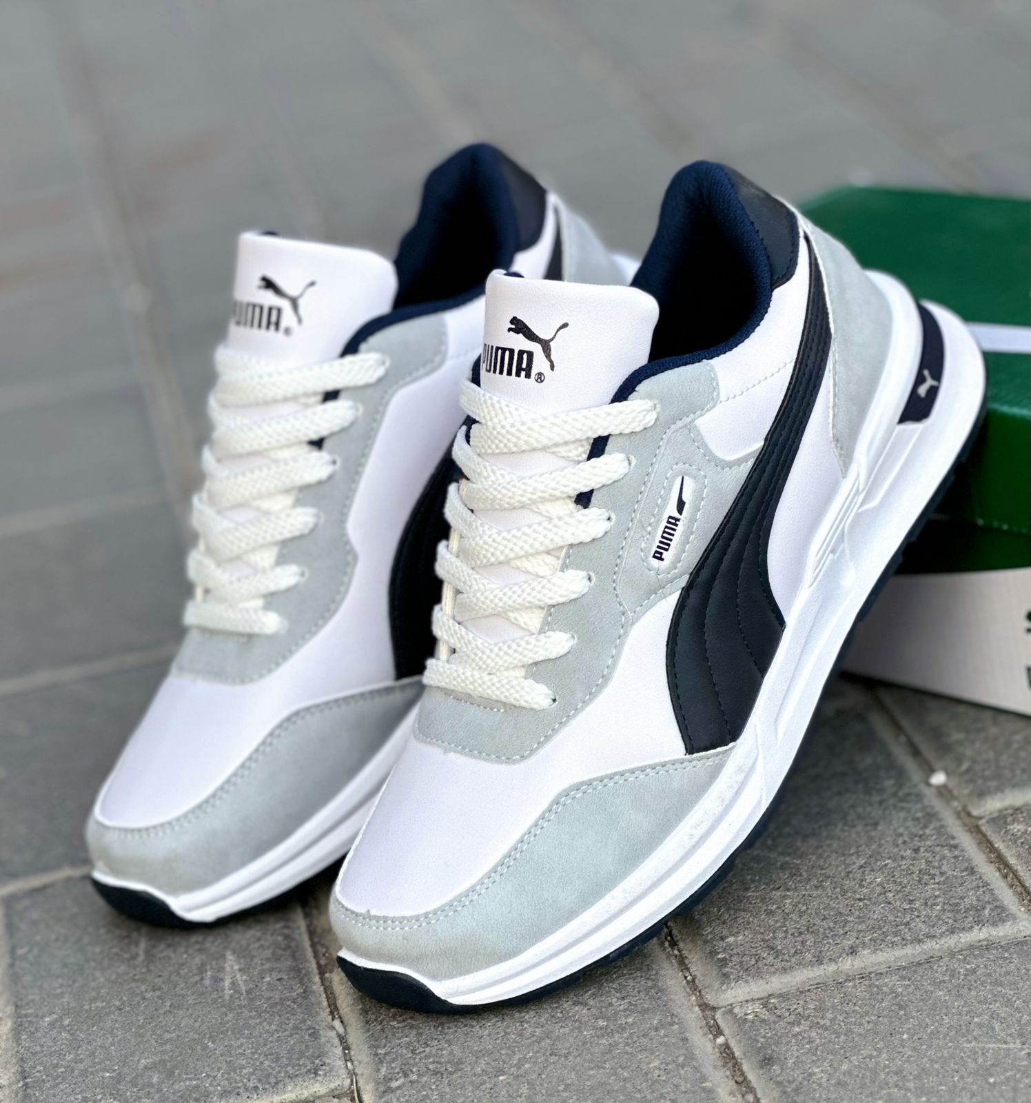 Мужские кроссовки  AIR SO-251-222 (8 пар в коробе, 41-46 размер)