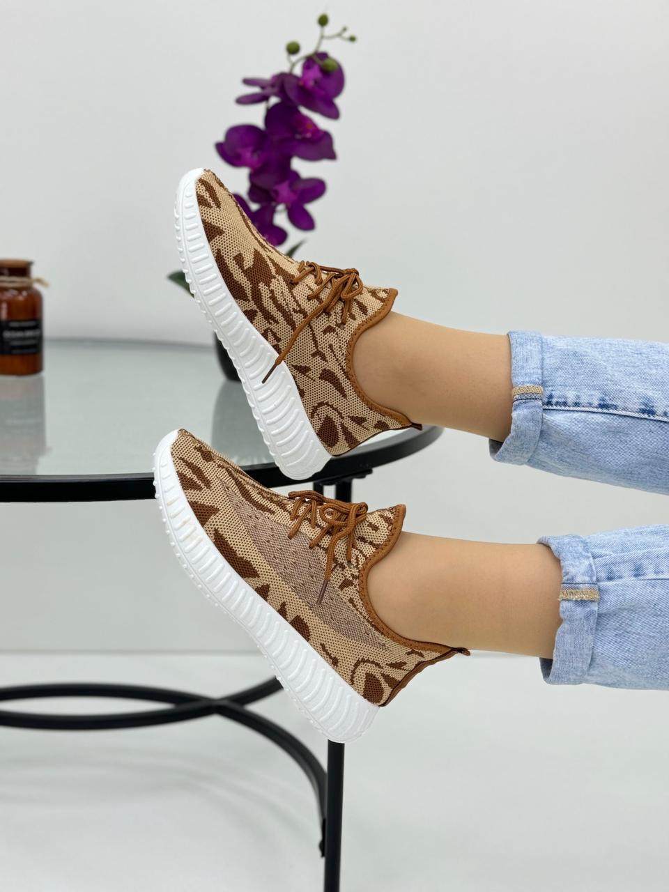 Женские весенние кроссовки FASHION SO-245-51 (8 пар в коробе, размер 36-41)