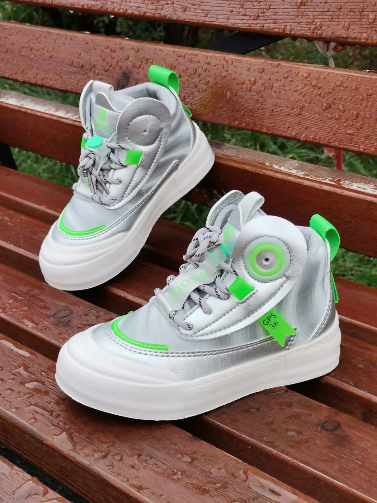 картинка Детские весенние кроссовки FASHION SO-232-1 (8 пар в коробе, размер 27-32) от оптового интернет-магазина Shoesopt.by