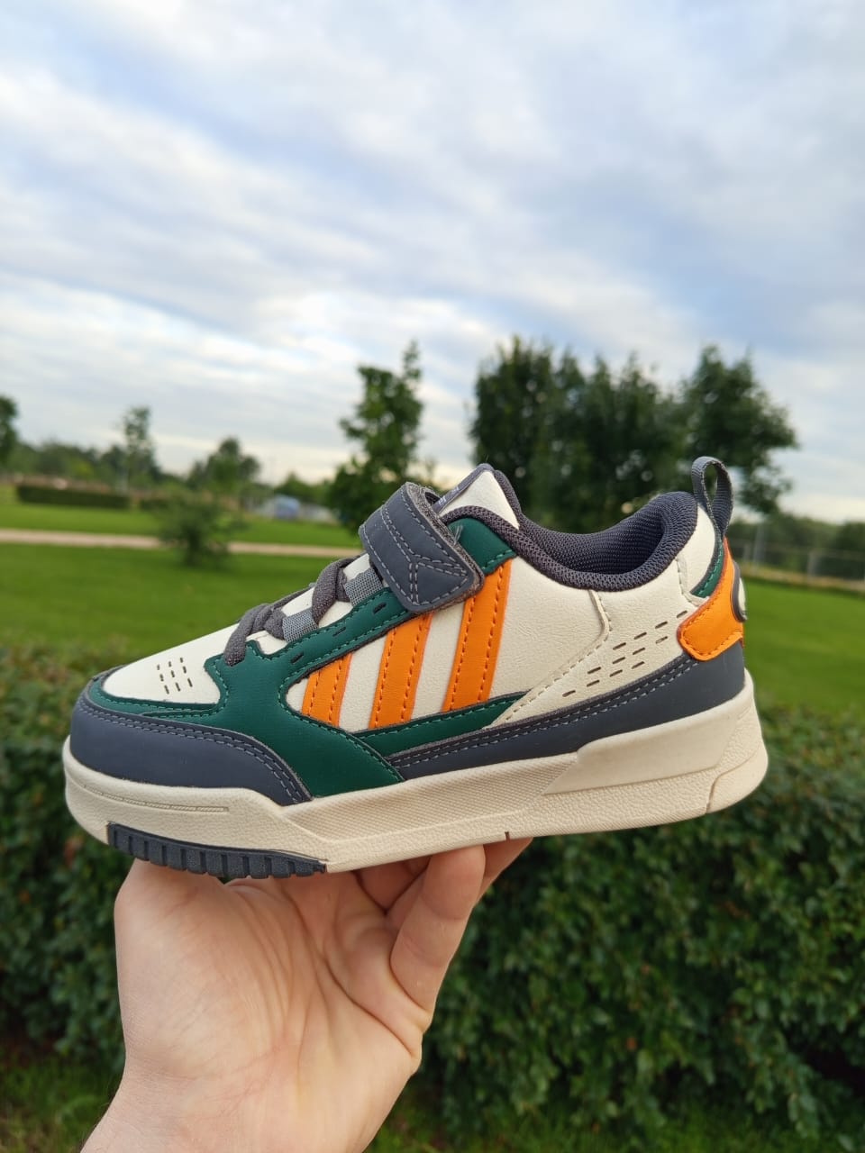 Детские кроссовки  FASHION SO-263-61 (8 пар в коробе, 32-37 размер)