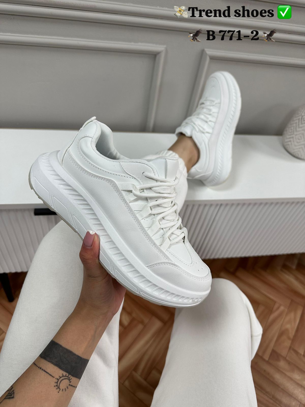 Женские кроссовки  FASHION SO-262-225 (8 пар в коробе, 36-41 размер)