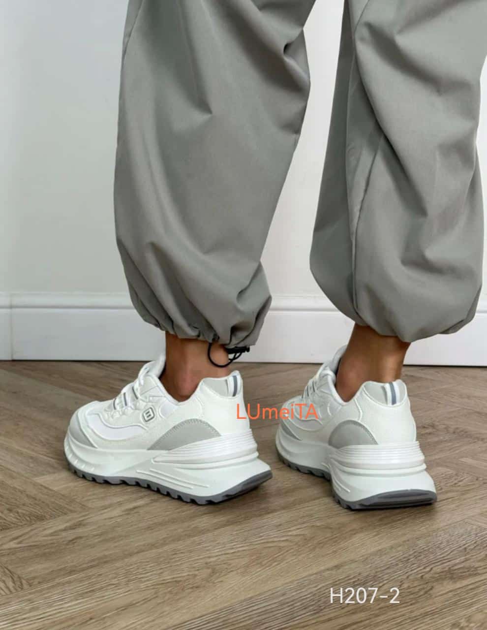 Женские кроссовки  FASHION SO-262-367 (8 пар в коробе, 36-41 размер)