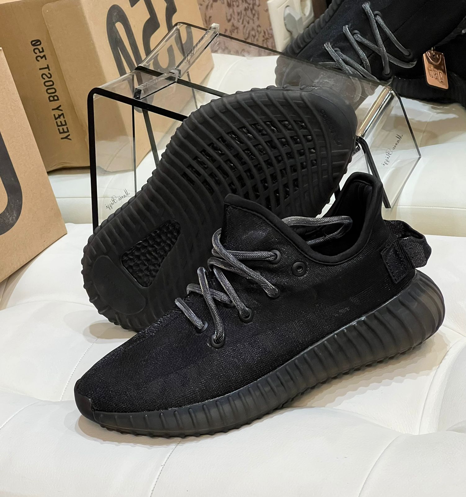 Женские кроссовки  FASHION SO-253-205 (8 пар в коробе, 36-41 размер)