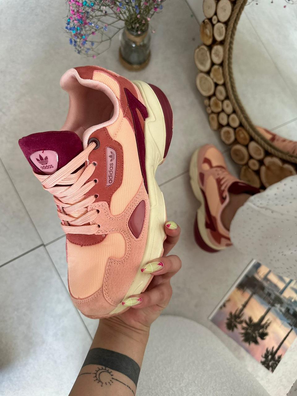 Женские весенние кроссовки FASHION SO-237-78 (8 пар в коробе, размер 36-41)