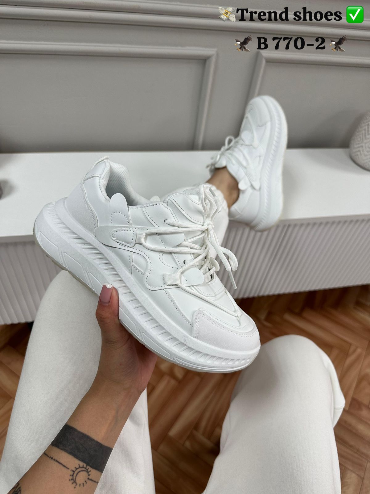 Женские кроссовки  FASHION SO-262-216 (8 пар в коробе, 36-41 размер)