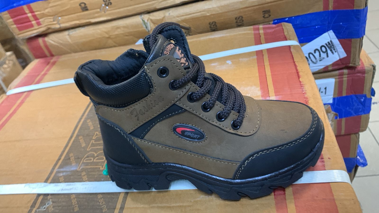 Детские ботинки  FASHION SO-251-456 (8 пар в коробе, 27-32 размер)