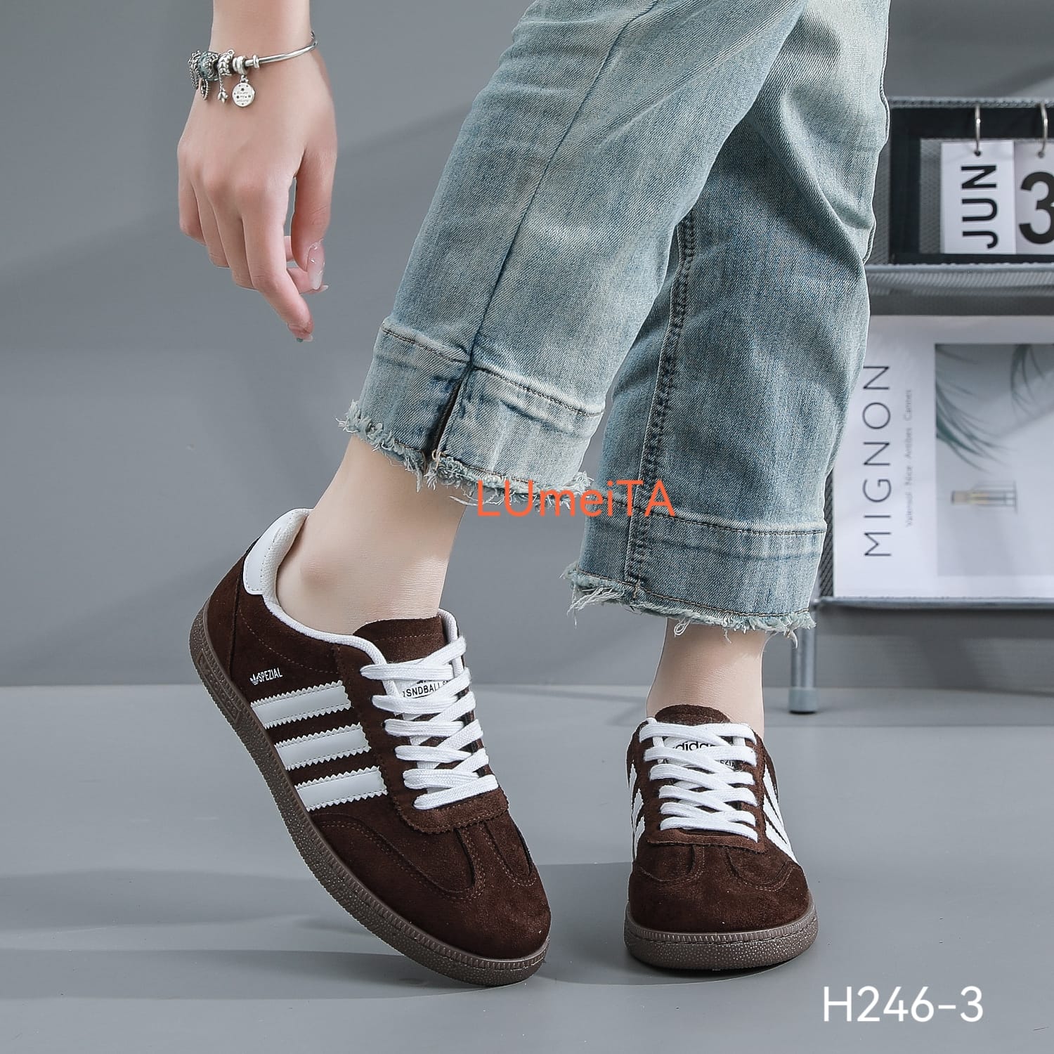 Женские кроссовки  LUTA SO-262-376 (8 пар в коробе, 36-41 размер)