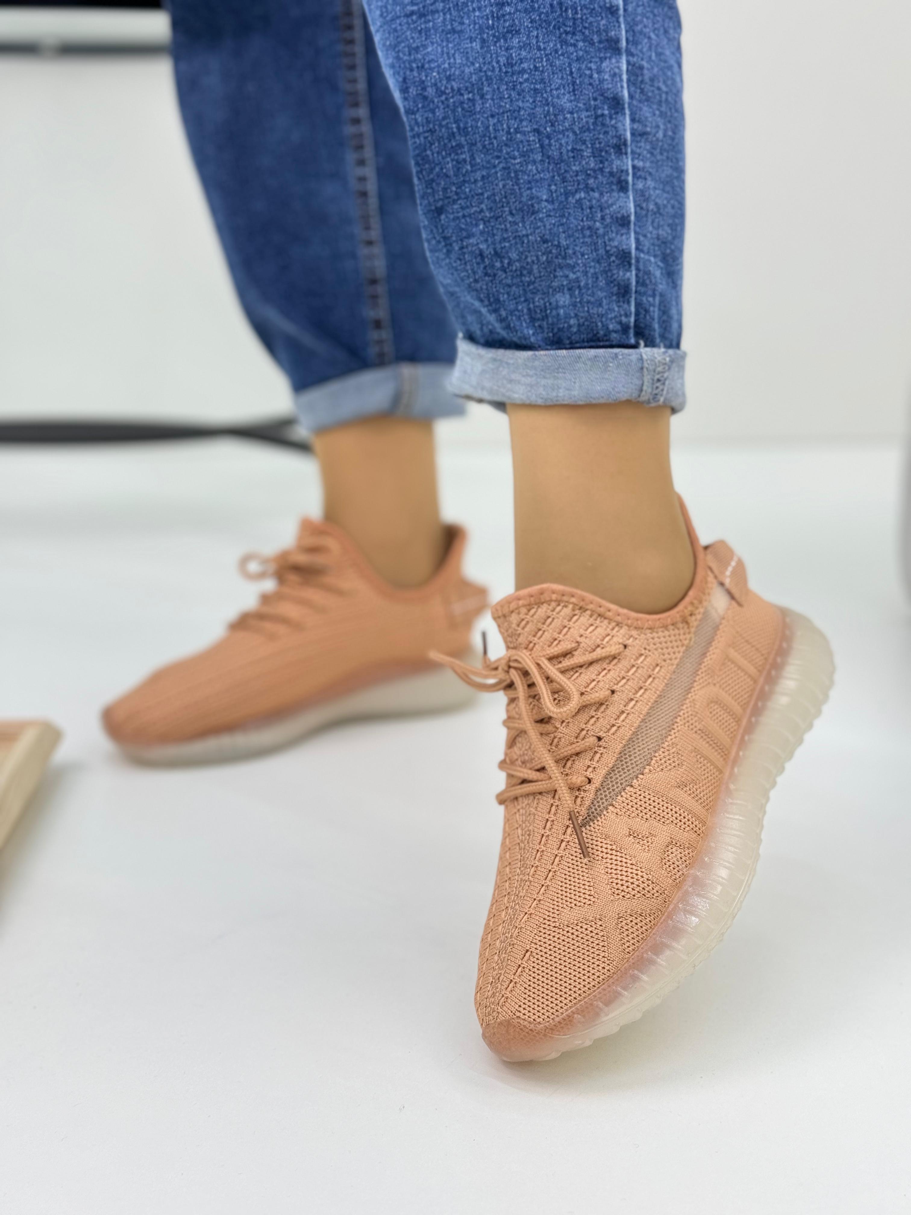 Женские весенние кроссовки FASHION SO-245-49 (8 пар в коробе, размер 36-41)