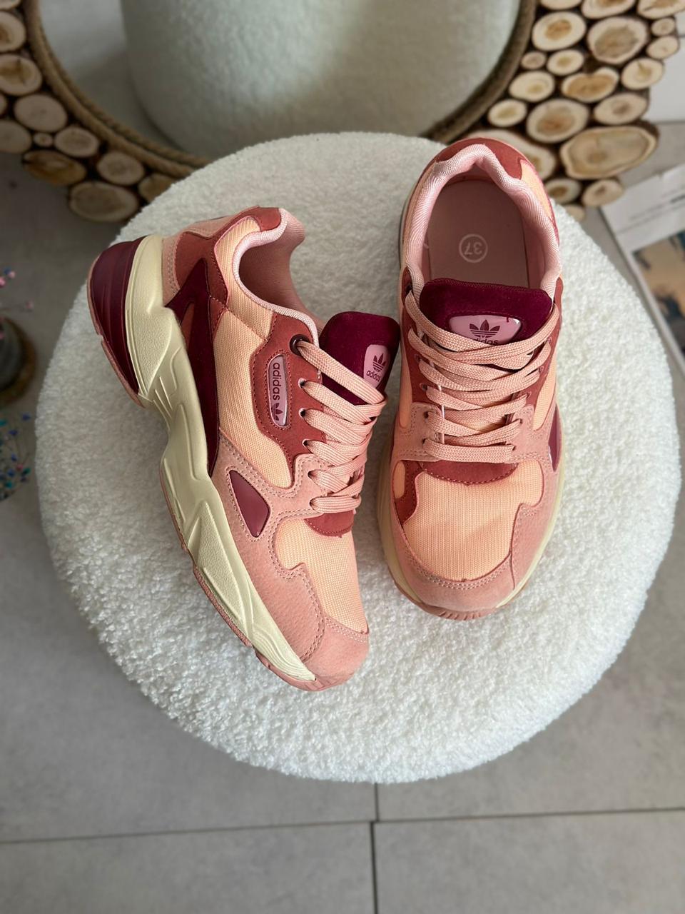 Женские весенние кроссовки FASHION SO-237-76 (8 пар в коробе, размер 36-41)