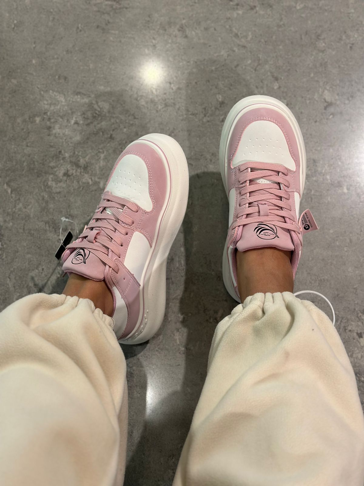 Женские весенние кроссовки FASHION SO-225-86 (8 пар в коробе, размер 36-41)