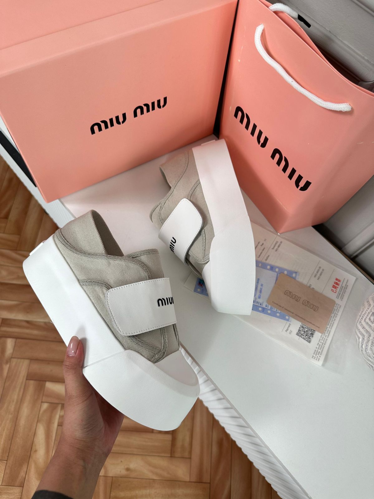 Женские кроссовки  FASHION SO-253-83 (6 пар в коробе, 36-41 размер)