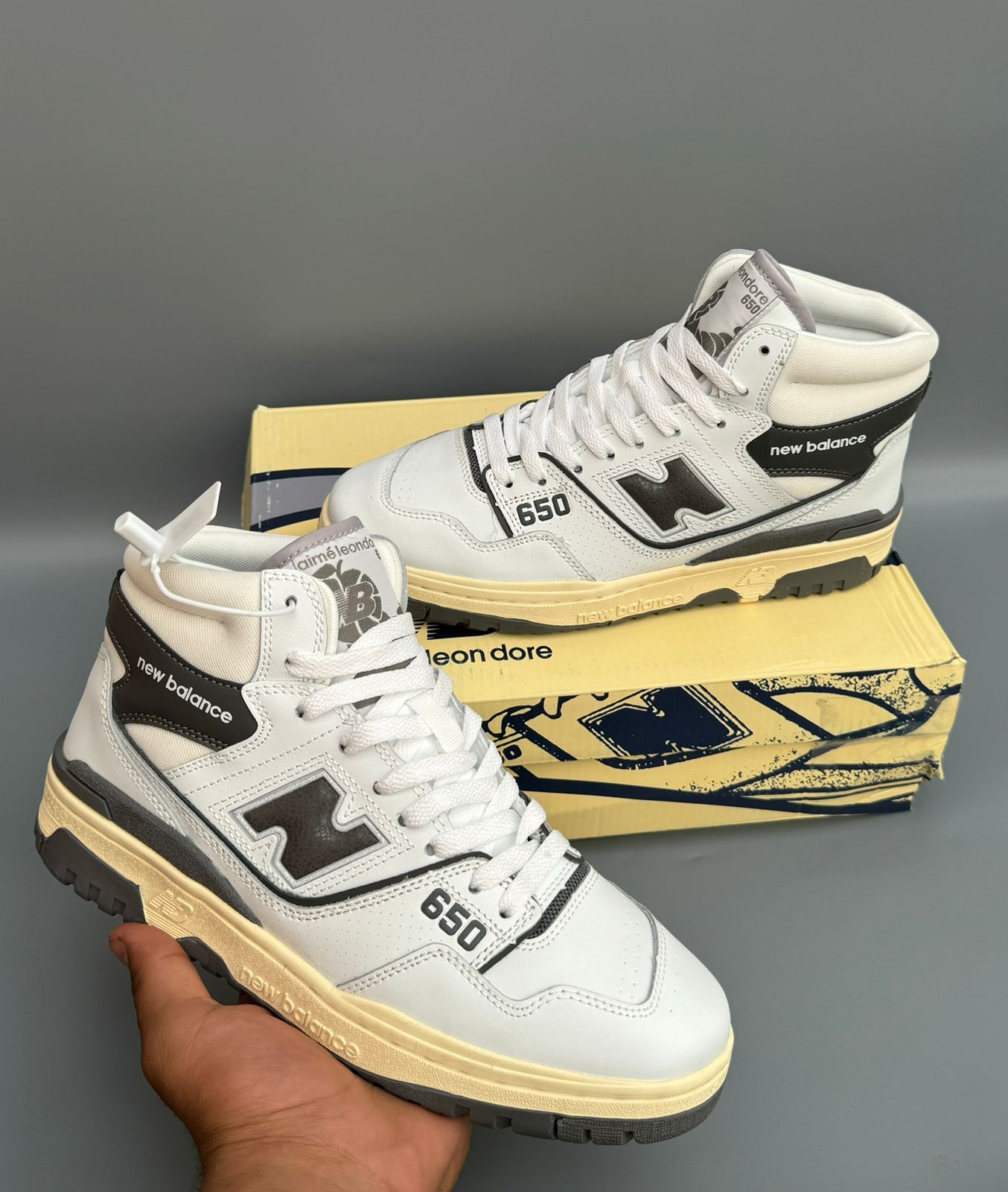 Мужские кроссовки  AIR SO-251-268 (8 пар в коробе, 41-45 размер)