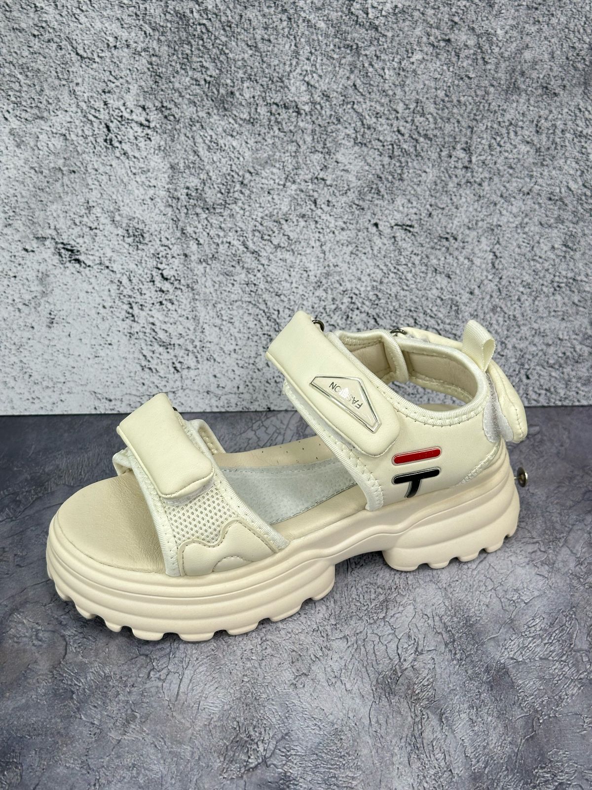 Детские босоножки  FASHION SO-254-368 (8 пар в коробе, 32-37 размер) Детские босоножки  FASHION SO-254-368 (8 пар в коробе, 32-37 размер)