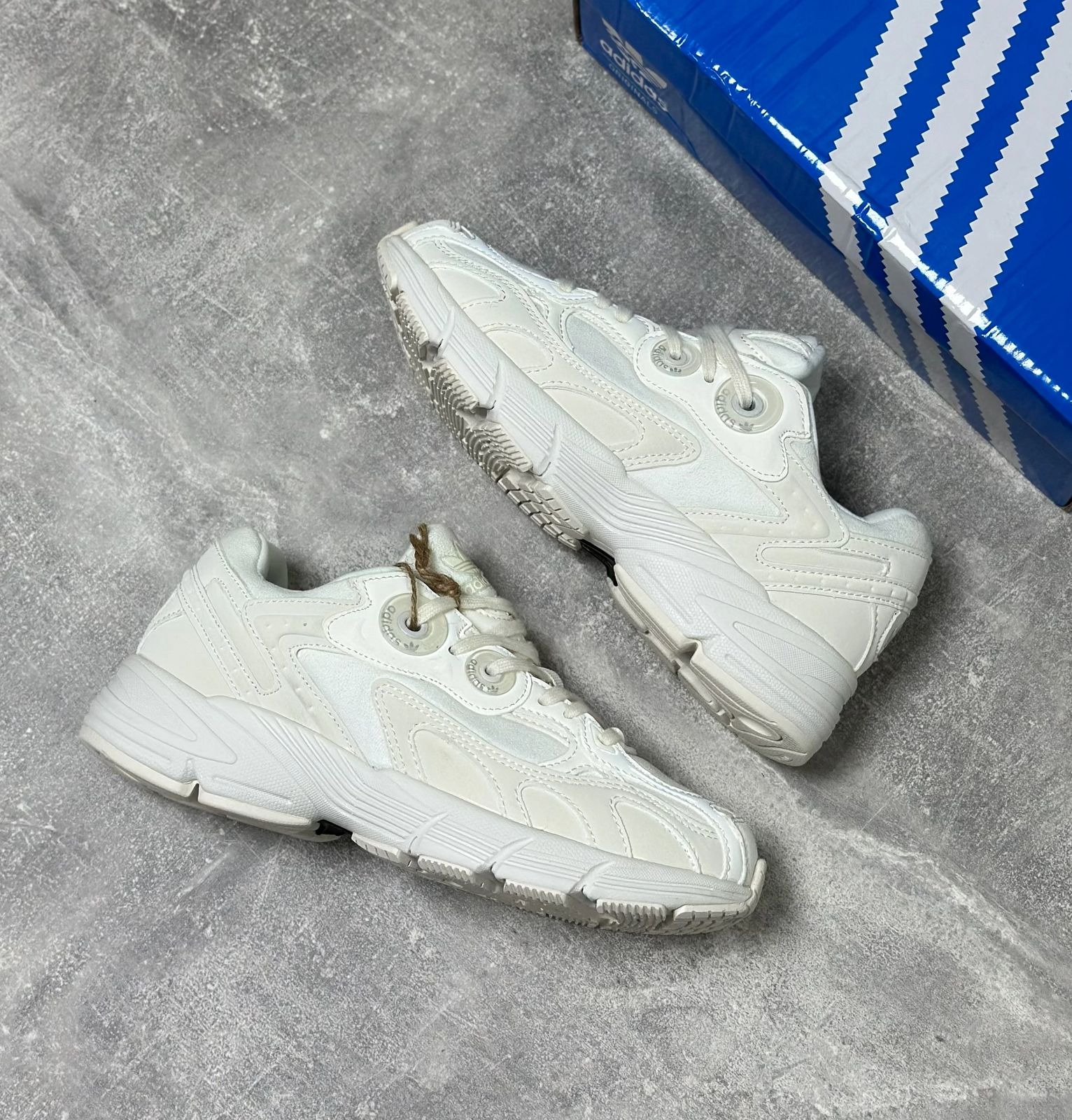 Женские кроссовки  FASHION SO-252-308 (8 пар в коробе, 36-41 размер)