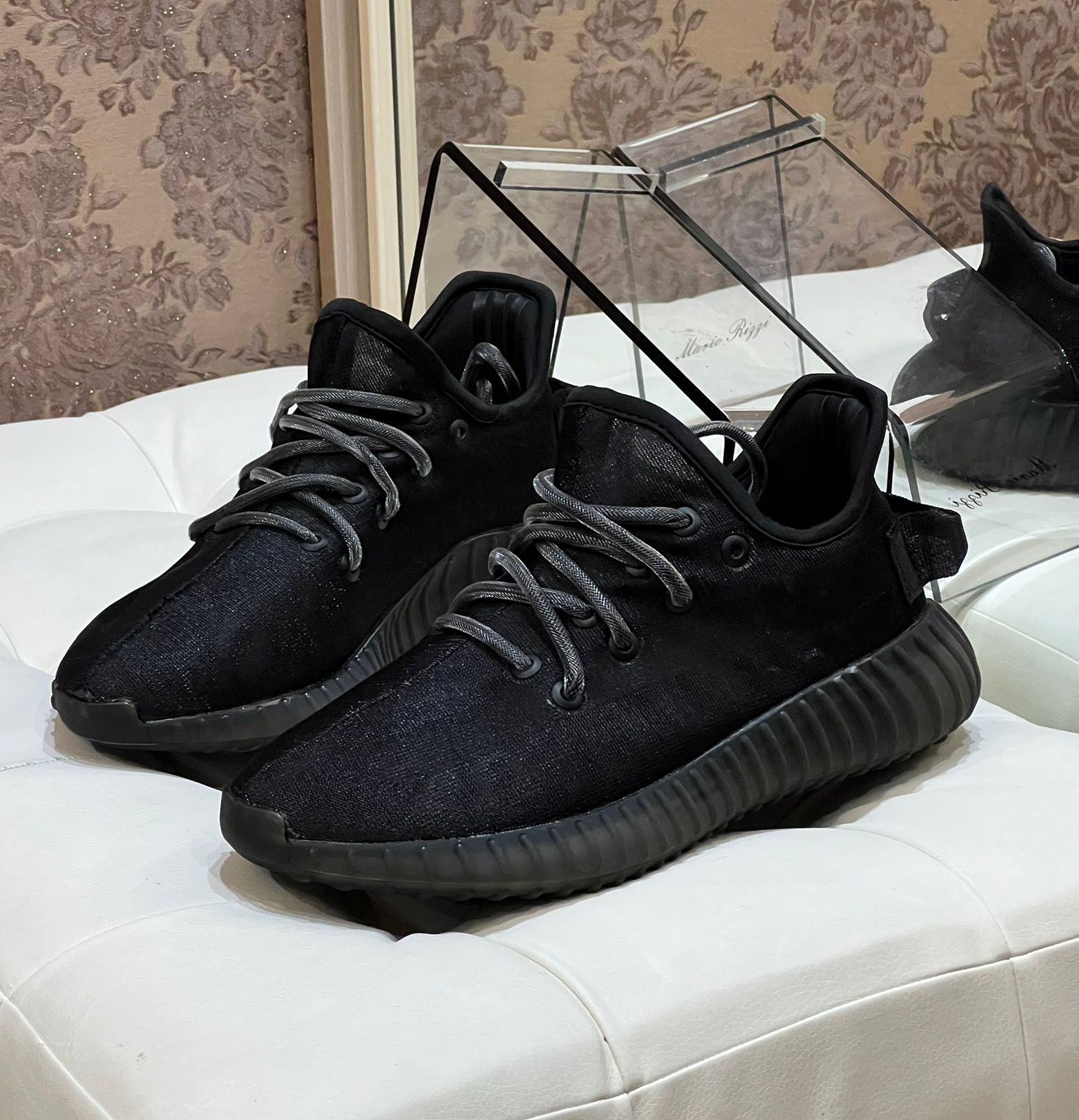 Женские кроссовки  FASHION SO-253-201 (8 пар в коробе, 36-41 размер)