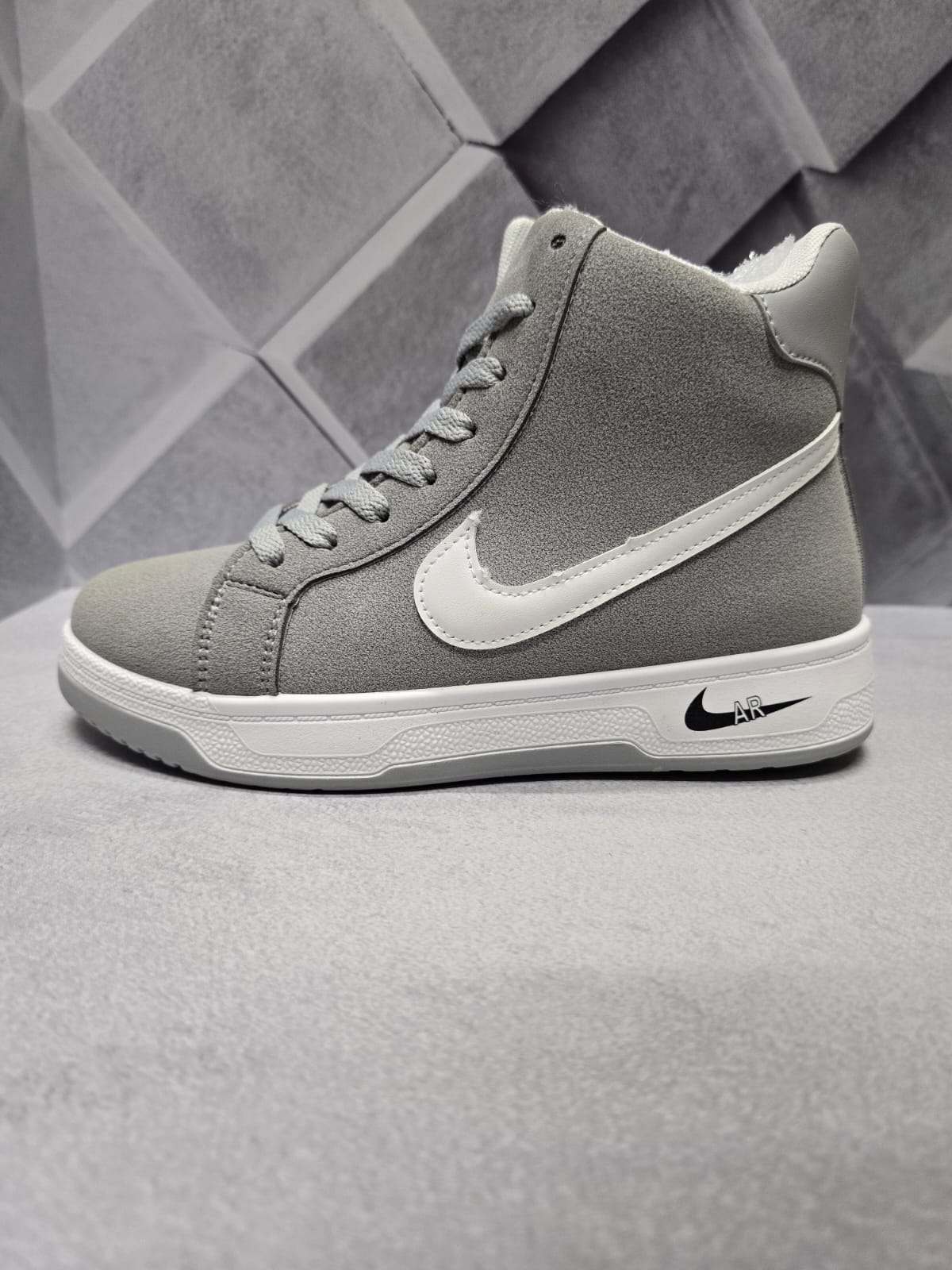 Женские кроссовки  AIR SO-251-277 (8 пар в коробе, 36-41 размер)