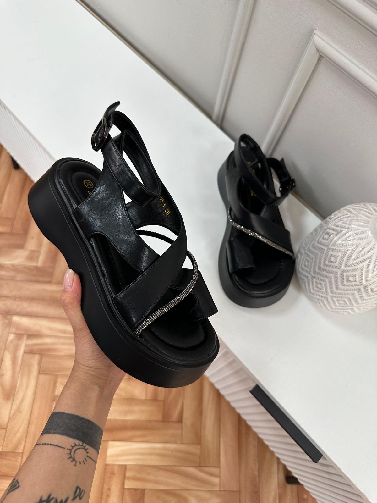 Женские босоножки  FASHION SO-257-106 (8 пар в коробе, 36-41 размер)