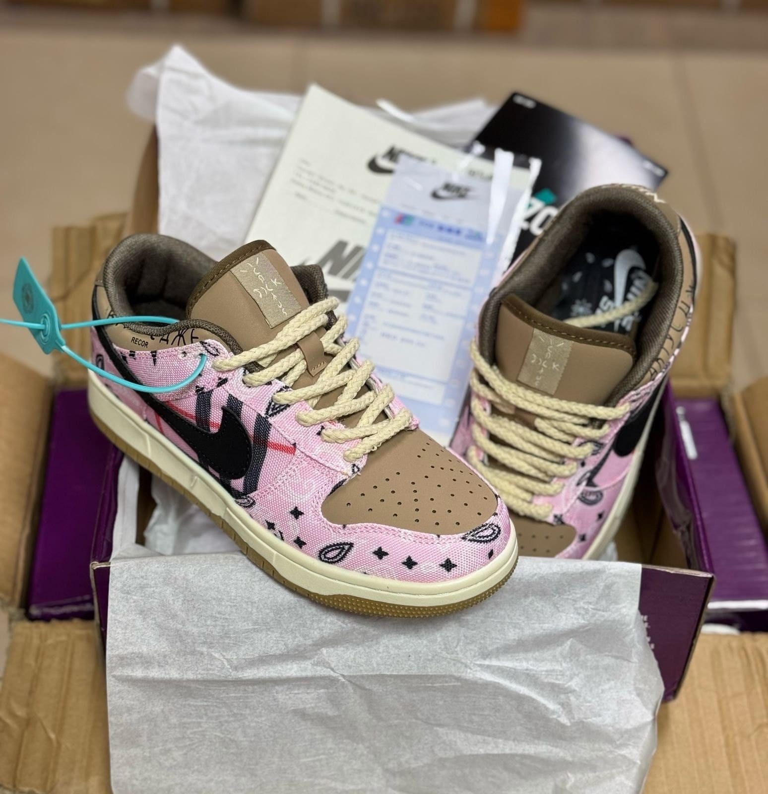 Женские кроссовки  FASHION SO-262-241 (8 пар в коробе, 36-41 размер)