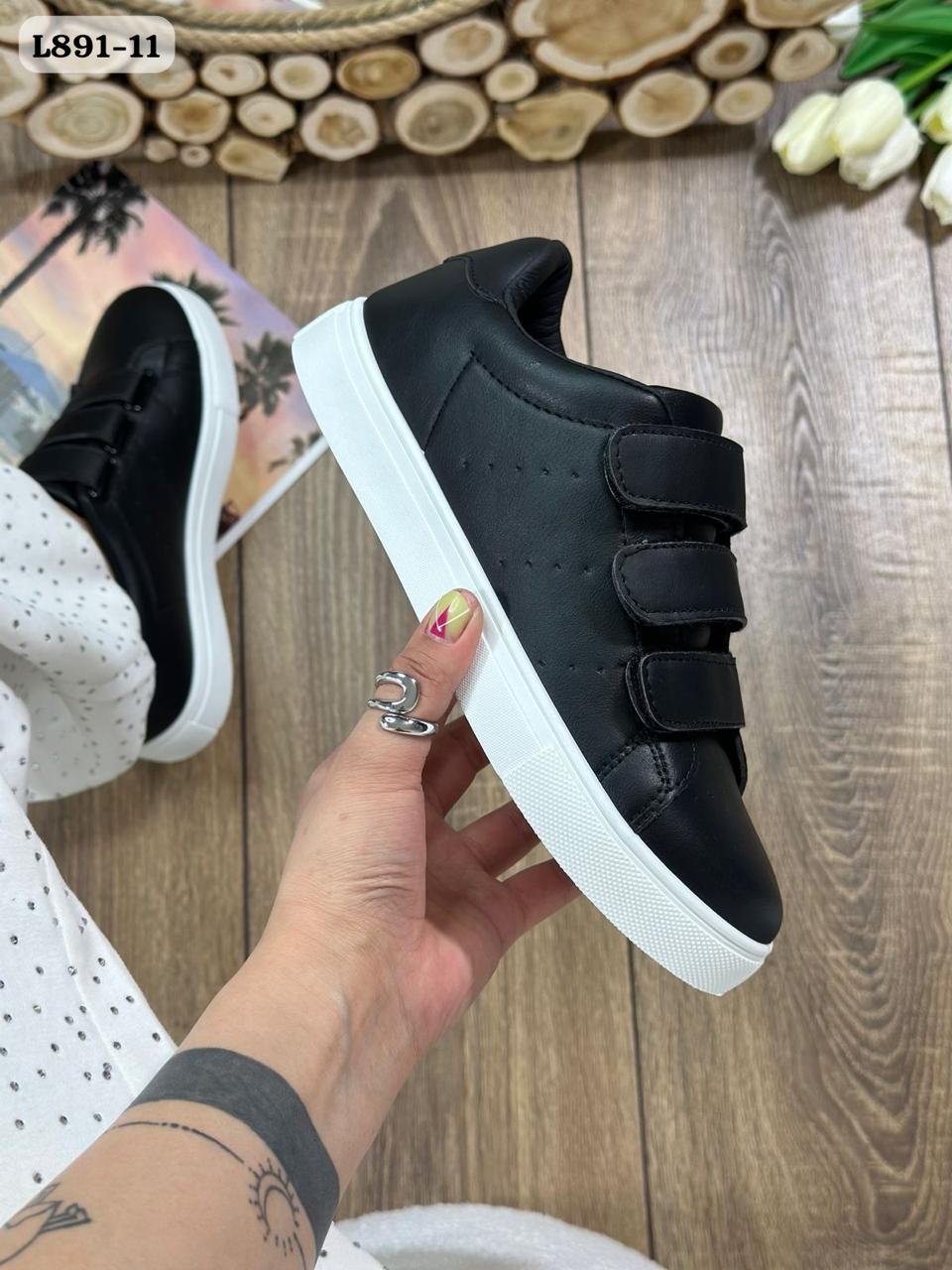 Женские весенние кроссовки FASHION SO-237-48 (8 пар в коробе, размер 36-41)