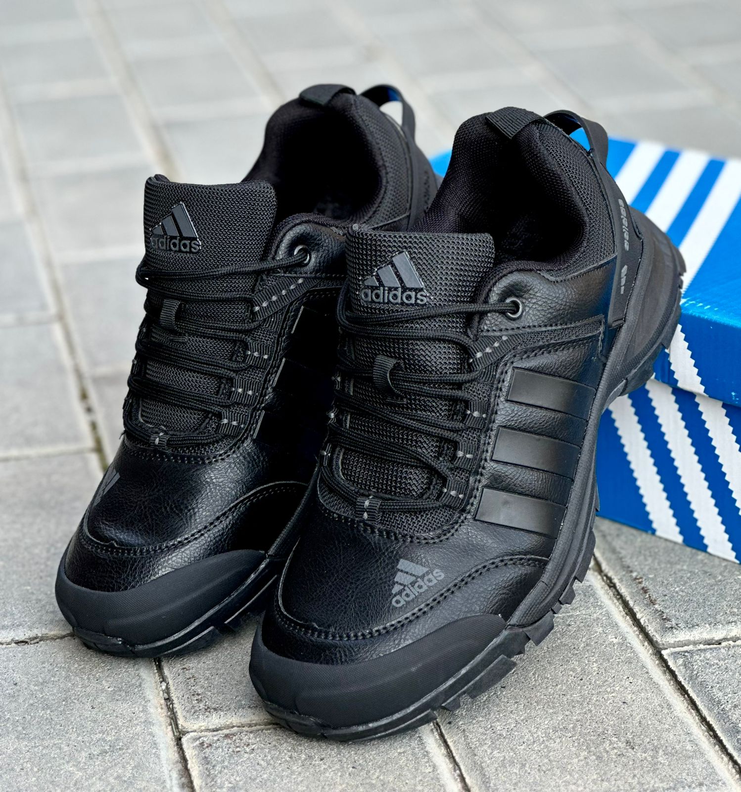 Мужские кроссовки  AIR SO-251-199 (8 пар в коробе, 41-46 размер)