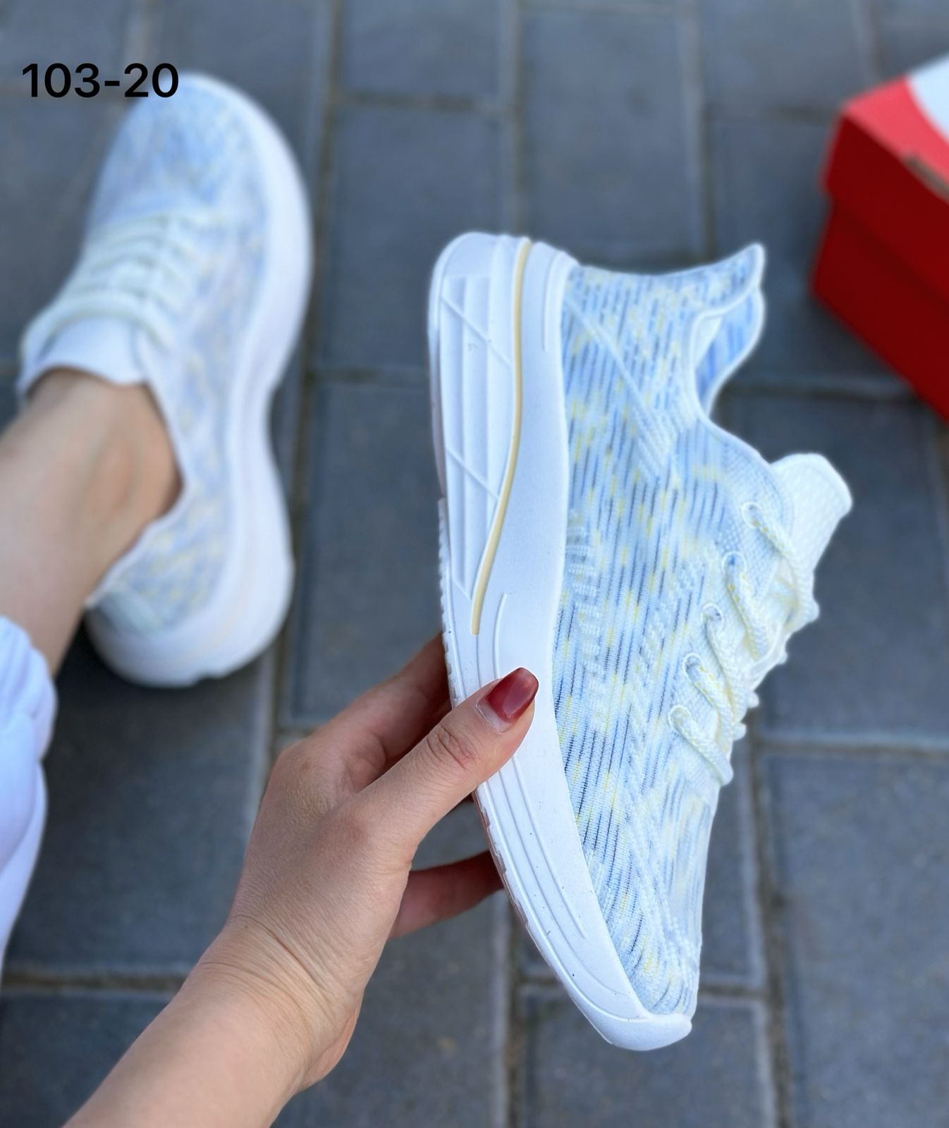 Женские кроссовки  FASHION SO-257-162 (10 пар в коробе, 36-42 размер)