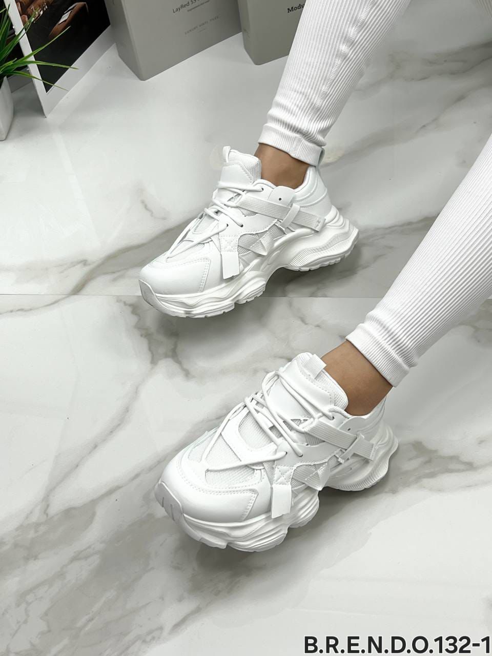 Женские весенние кроссовки FASHION SO-236-62 (8 пар в коробе, размер 36-41)