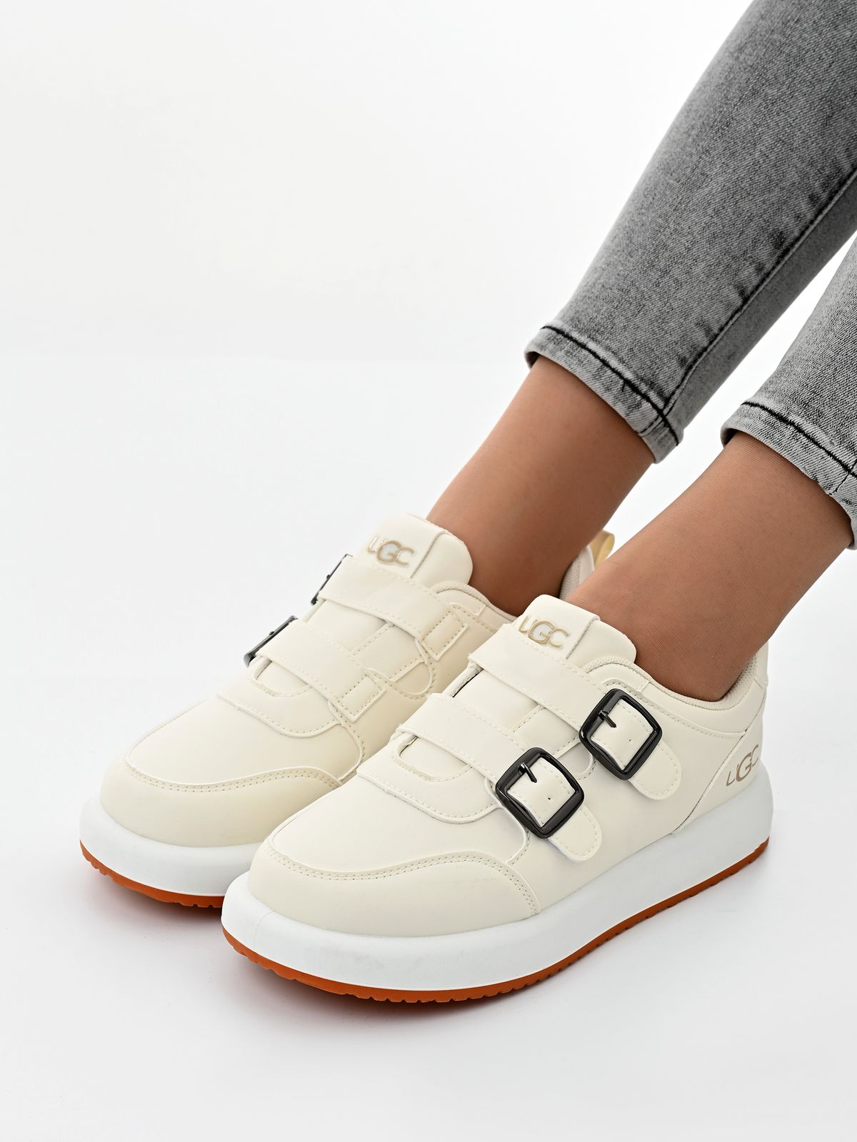 Женские кроссовки  FASHION SO-252-230 (8 пар в коробе, 36-41 размер)