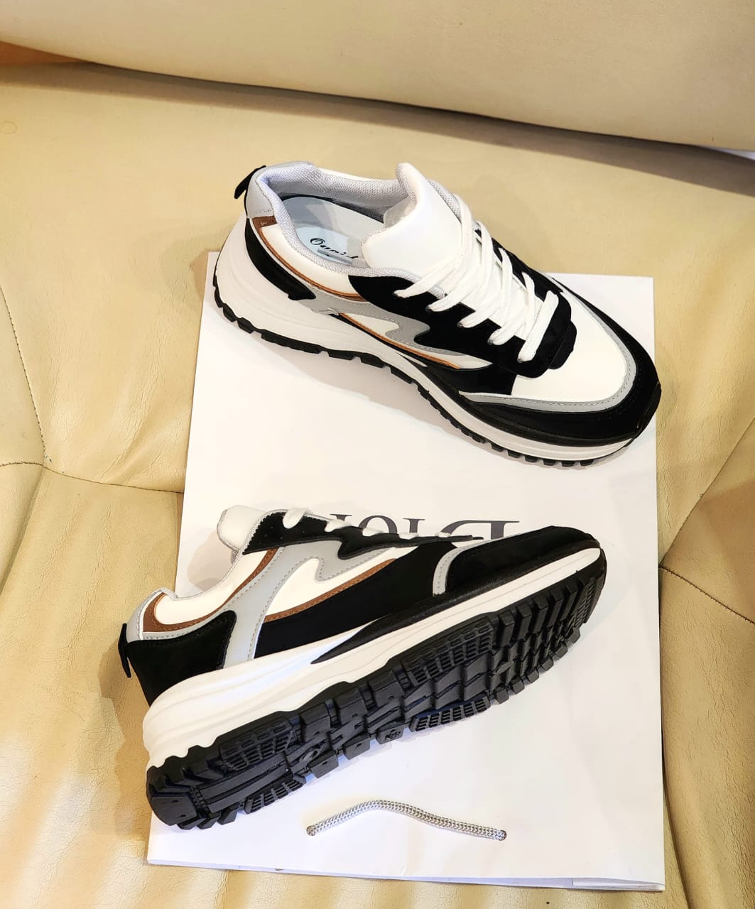 Женские весенние кроссовки FASHION SO-219-57 (8 пар в коробе, размер 36-41)