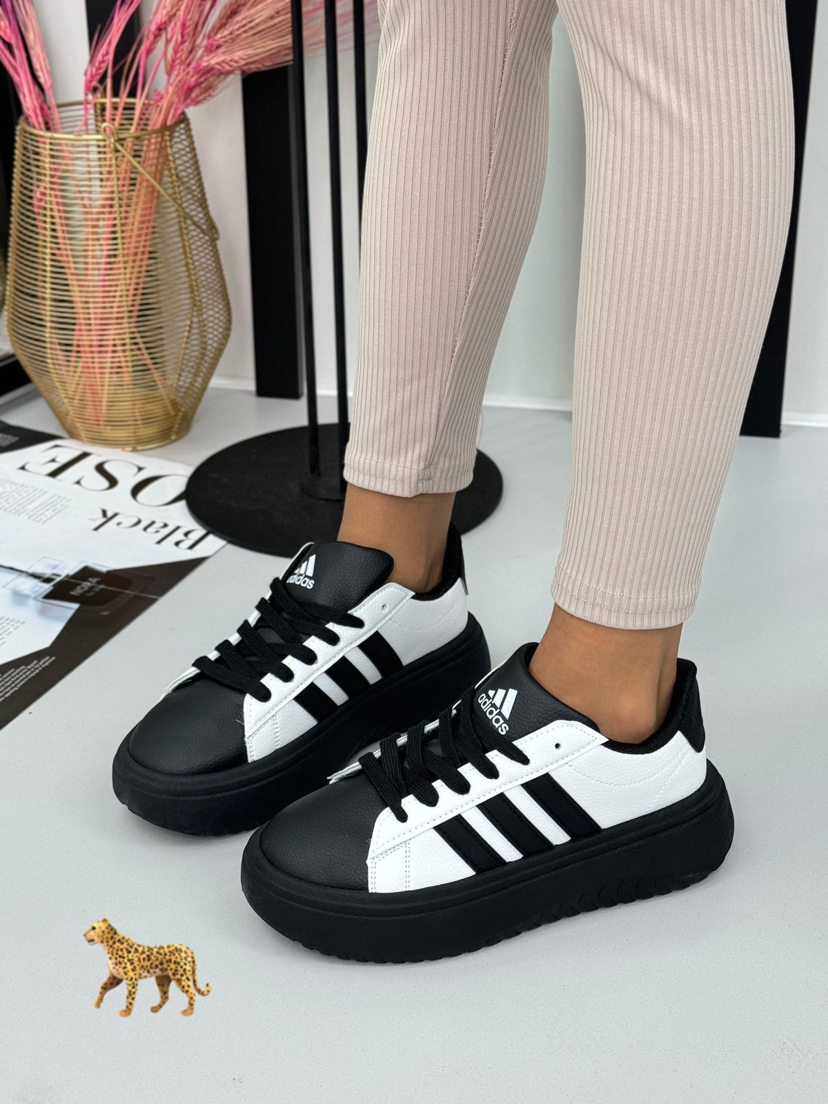 Женские кроссовки  AIR SO-251-132 (8 пар в коробе, 36-41 размер)