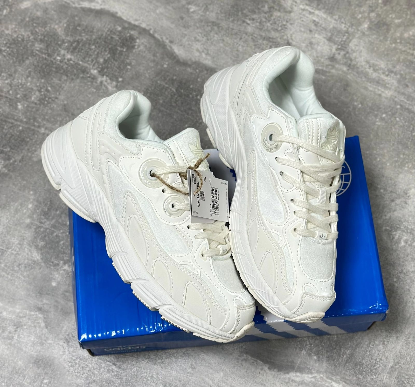 Женские кроссовки  FASHION SO-252-309 (8 пар в коробе, 36-41 размер)