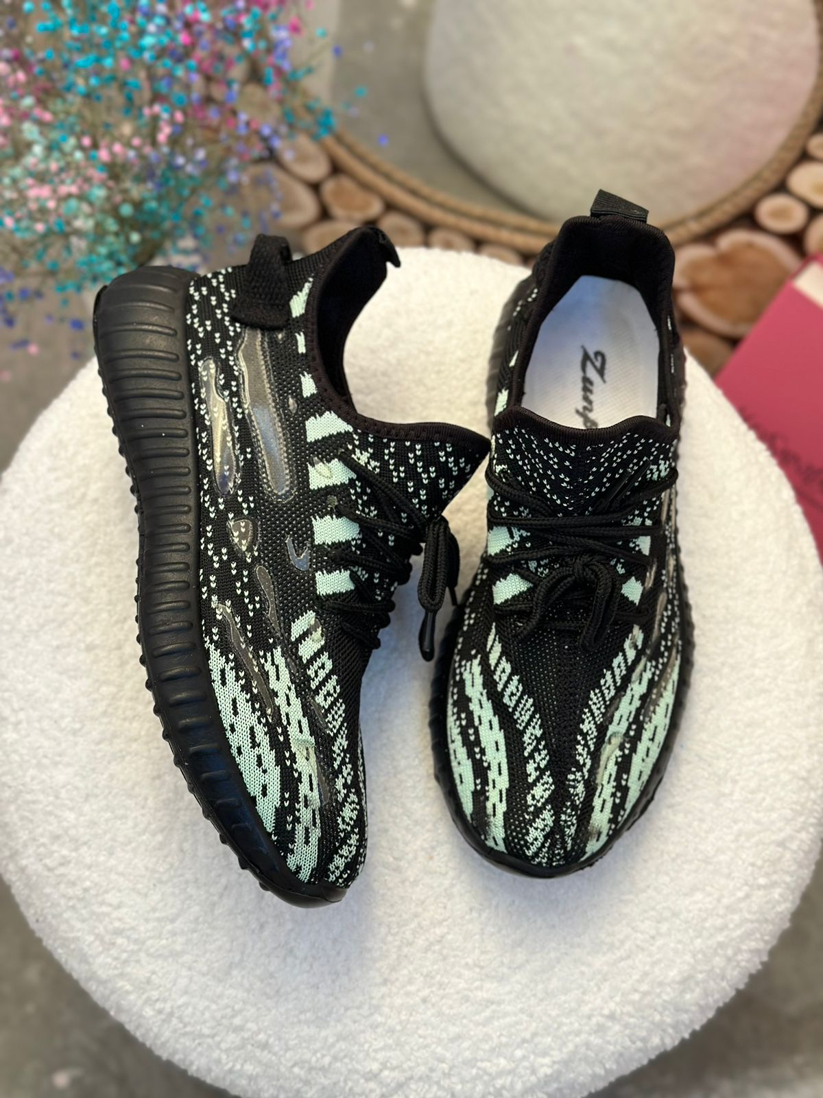 Женские весенние кроссовки FASHION SO-236-6 (10 пар в коробе, размер 36-41)