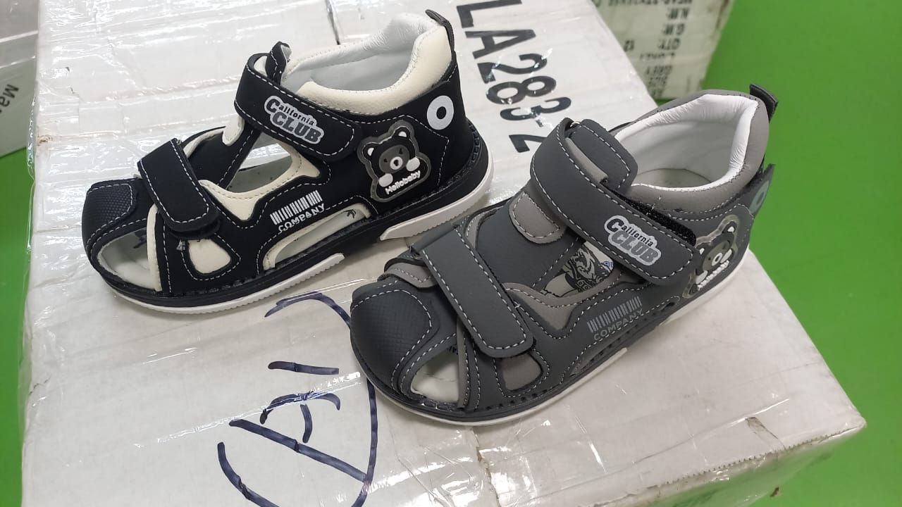 Детские босоножки  FASHION SO-254-101 (12 пар в коробе, 26-31 размер)