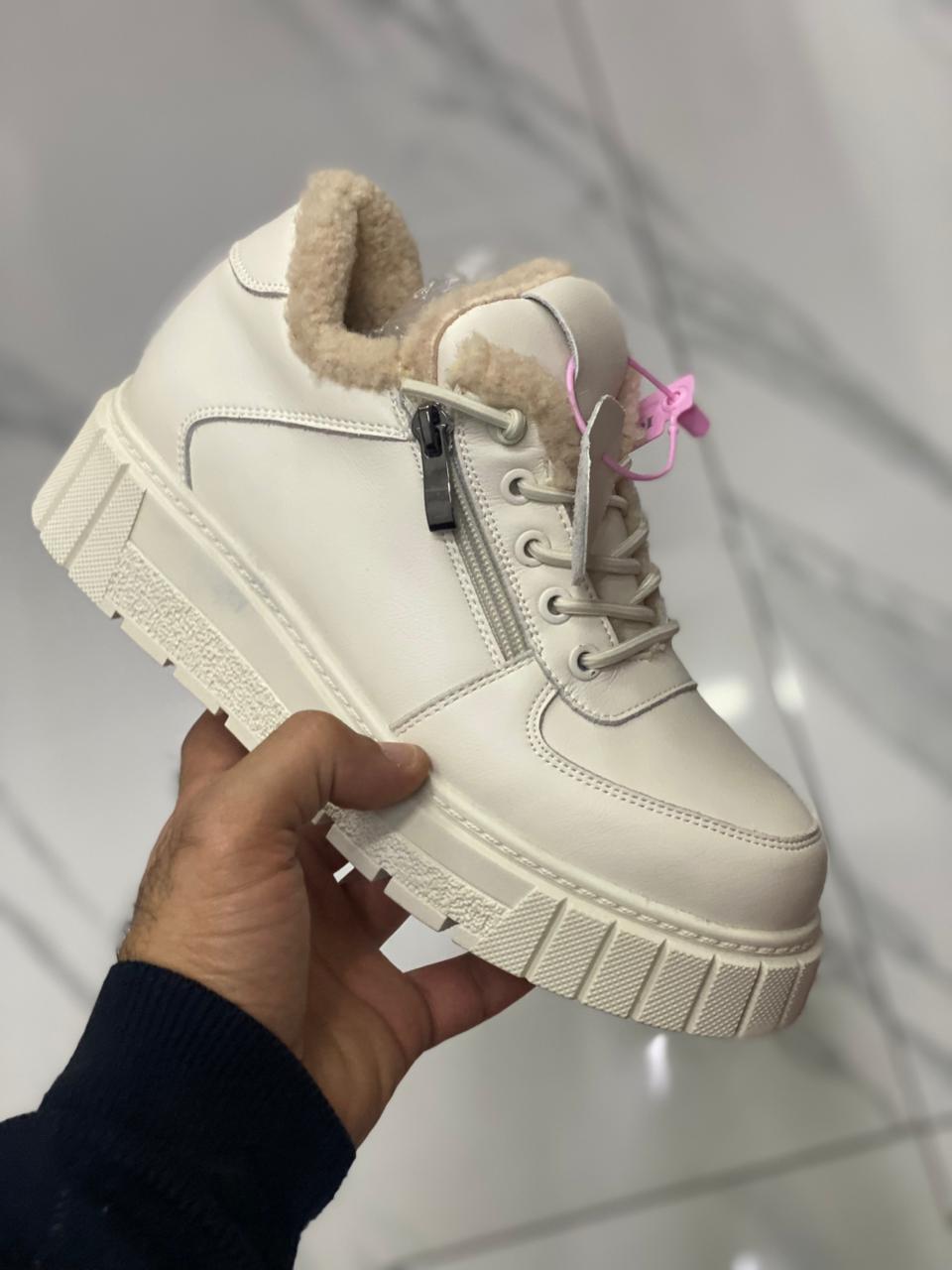 Женские кроссовки  FASHION SO-267-52 (8 пар в коробе, 36-41 размер)